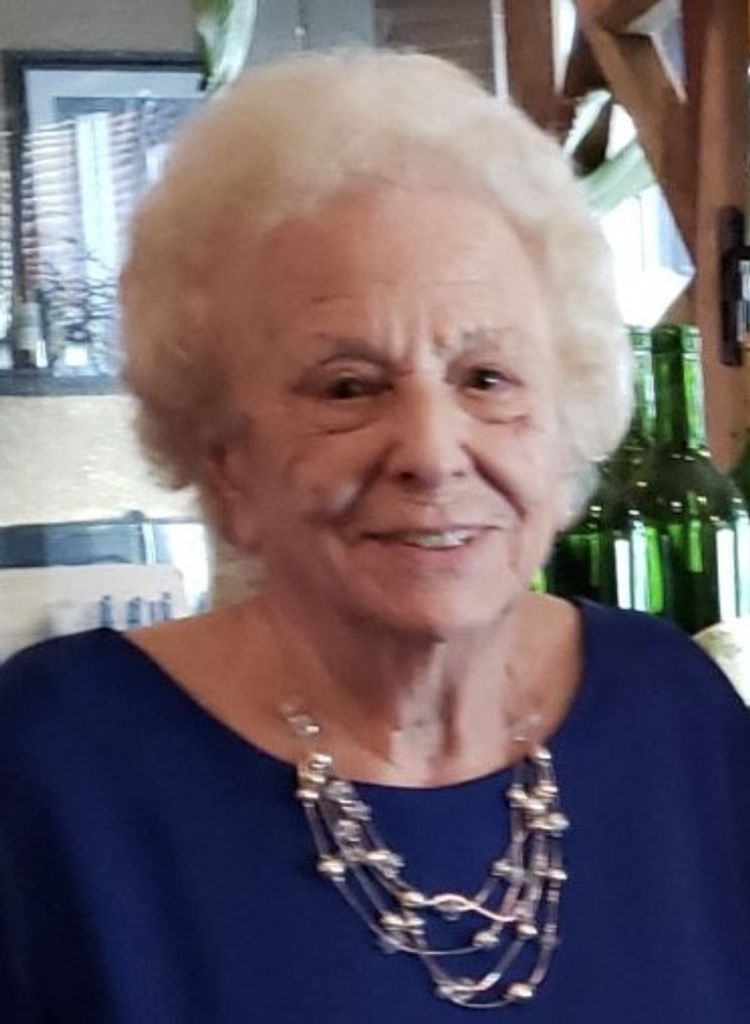 Carmela (DeRita)  Prattico Profile Photo