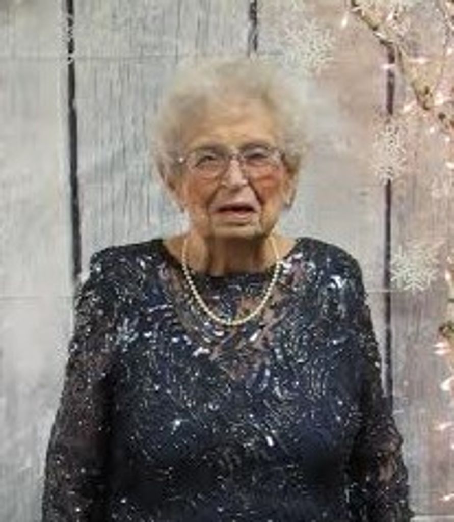 Zenna Faris Profile Photo