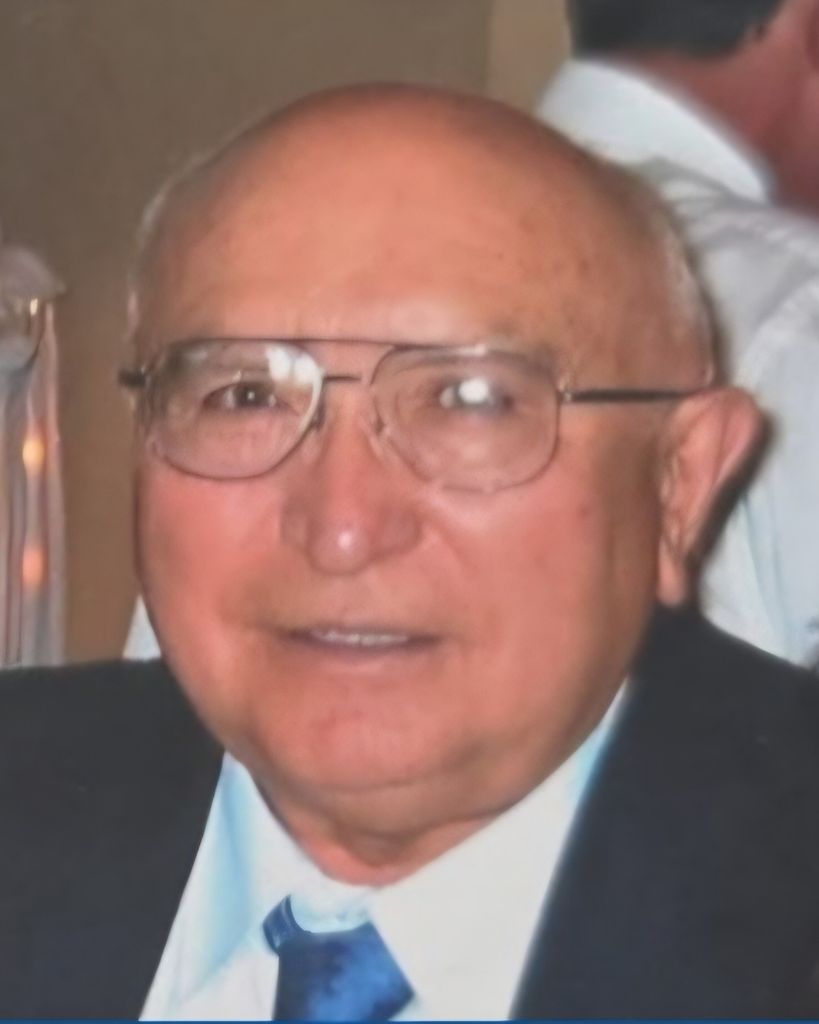 Arthur Martinez Profile Photo