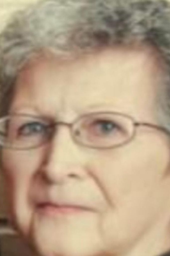 Paula Joyce Savage Profile Photo
