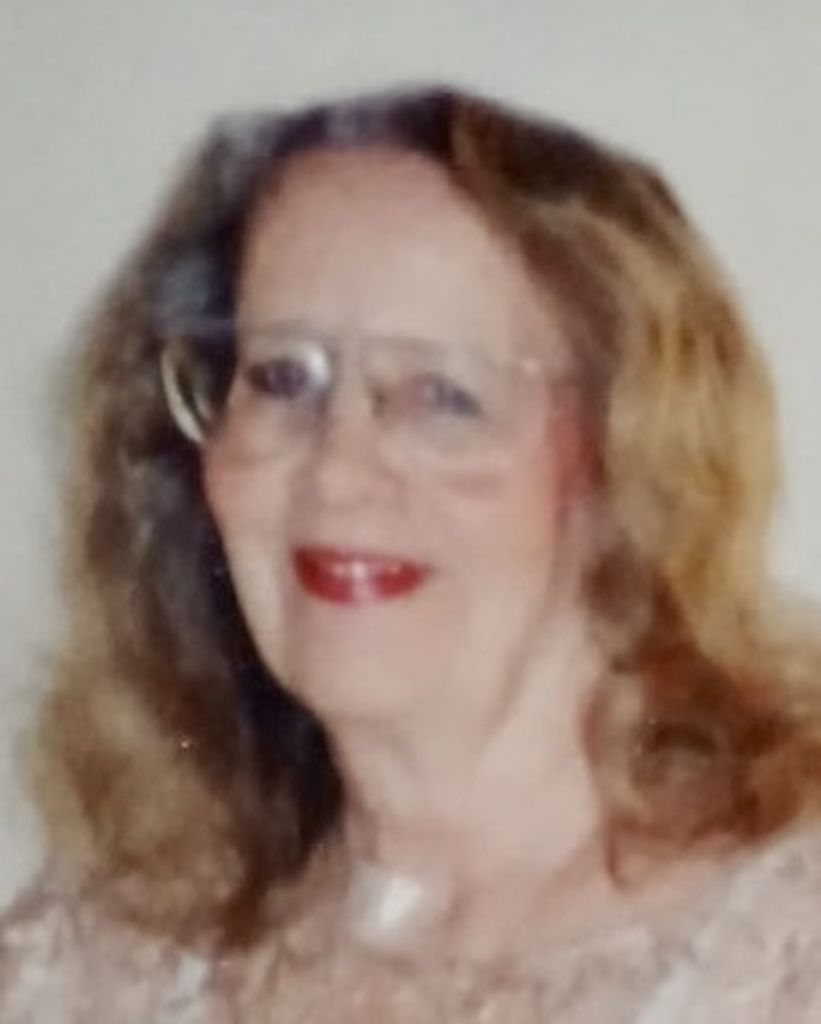 Leona Louise Liget Profile Photo