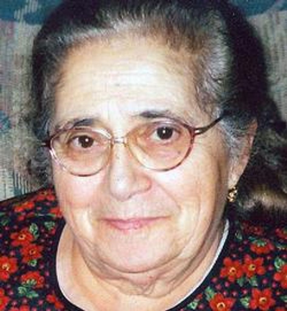 Maria C Borges