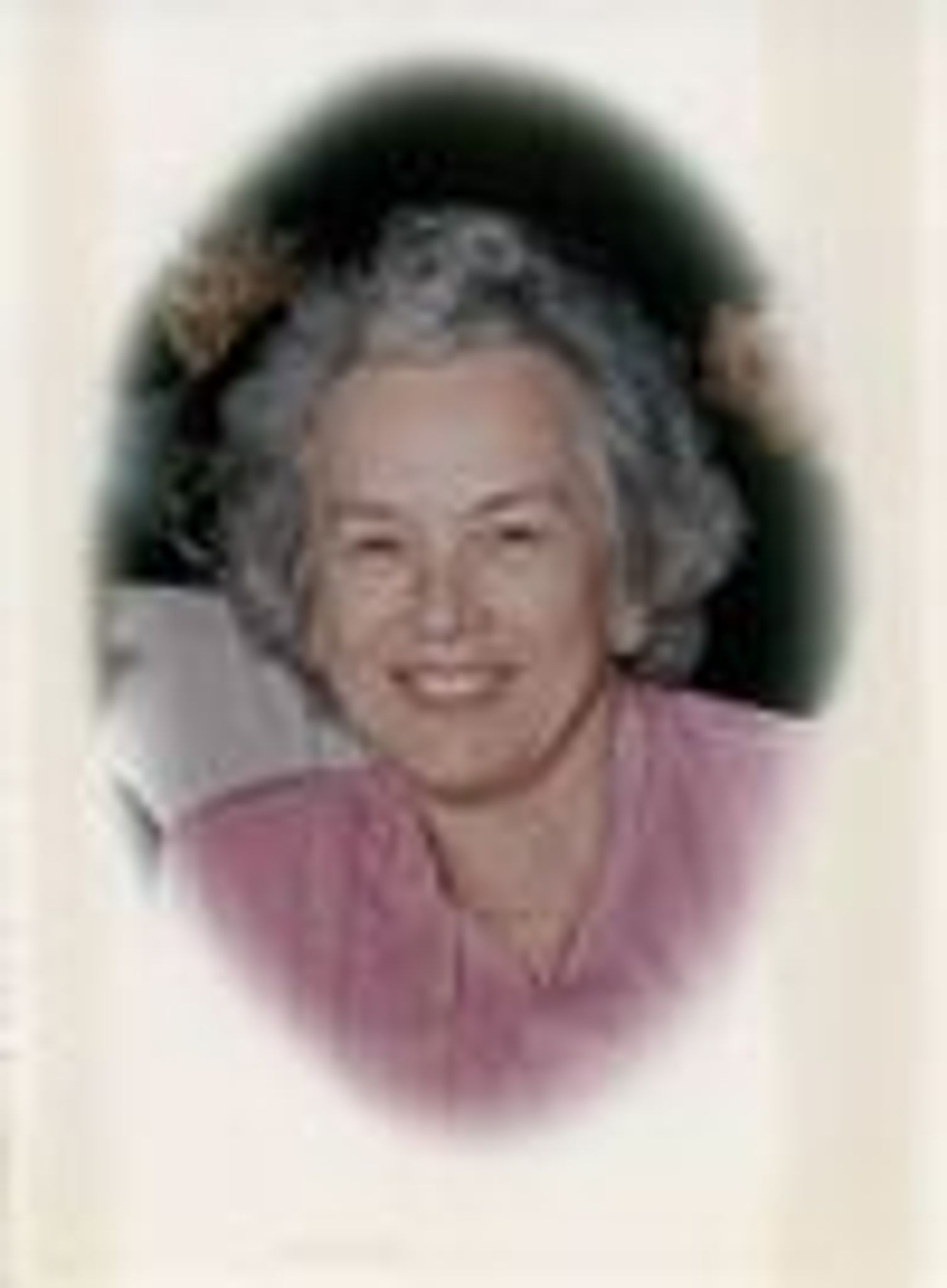 Lucy Olson photo gallery image 1 of 1