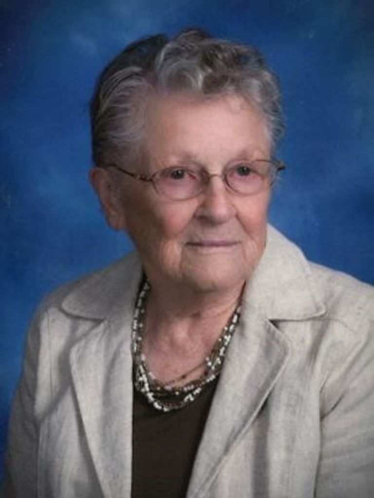 Helen L. Belland Profile Photo