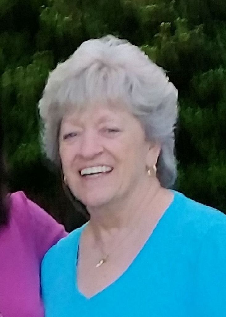 Violette Champagne Profile Photo