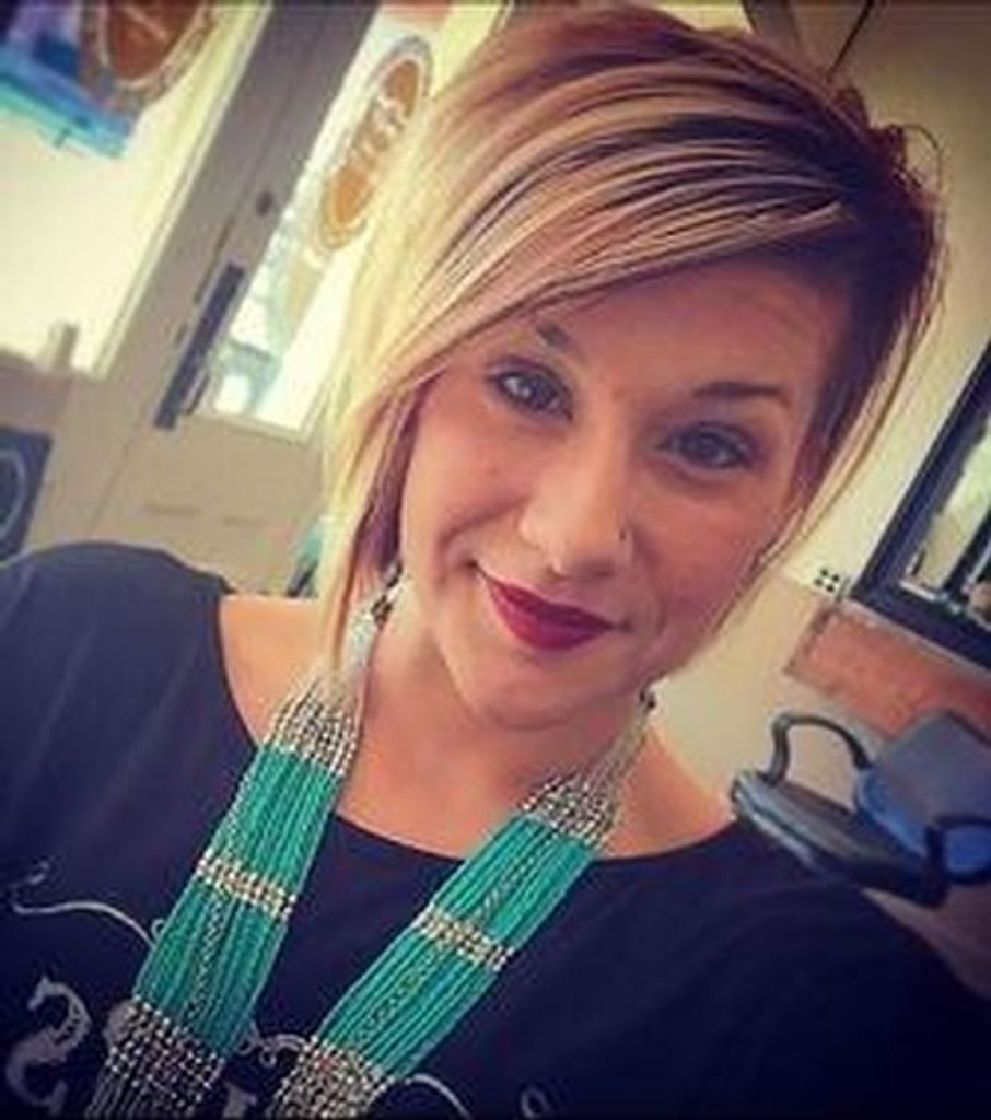 Janna (Gibson) Lynch