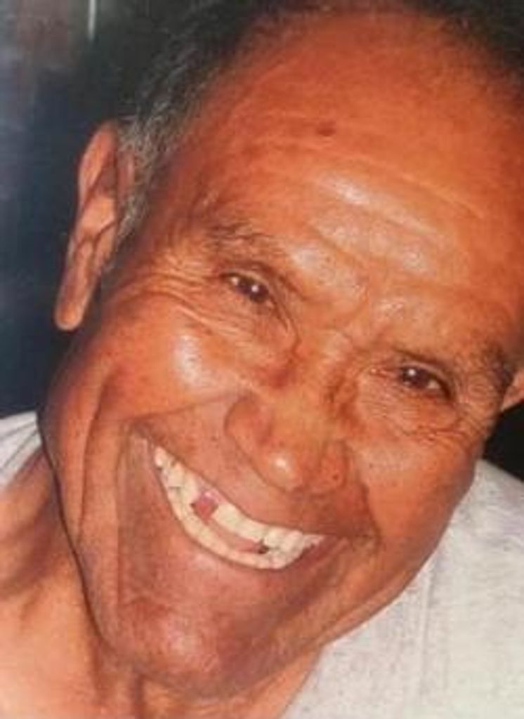 Monico Almaraz - Tinajero