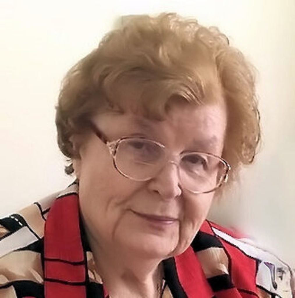 Helene Nisiewicz Profile Photo