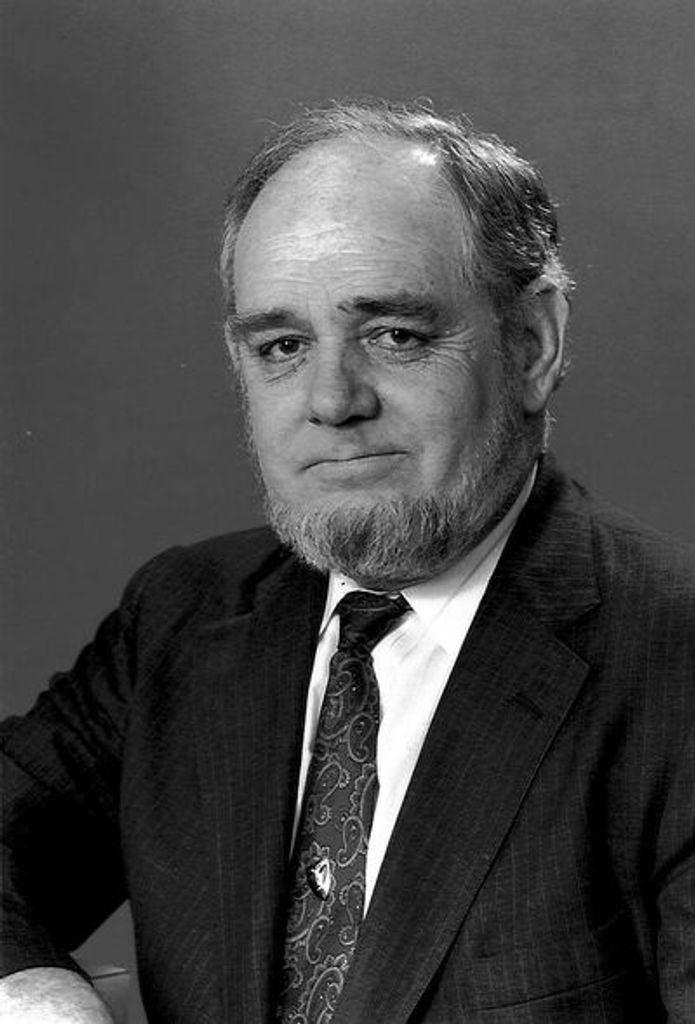 Warren "Red" Barney Bernard, Jr.