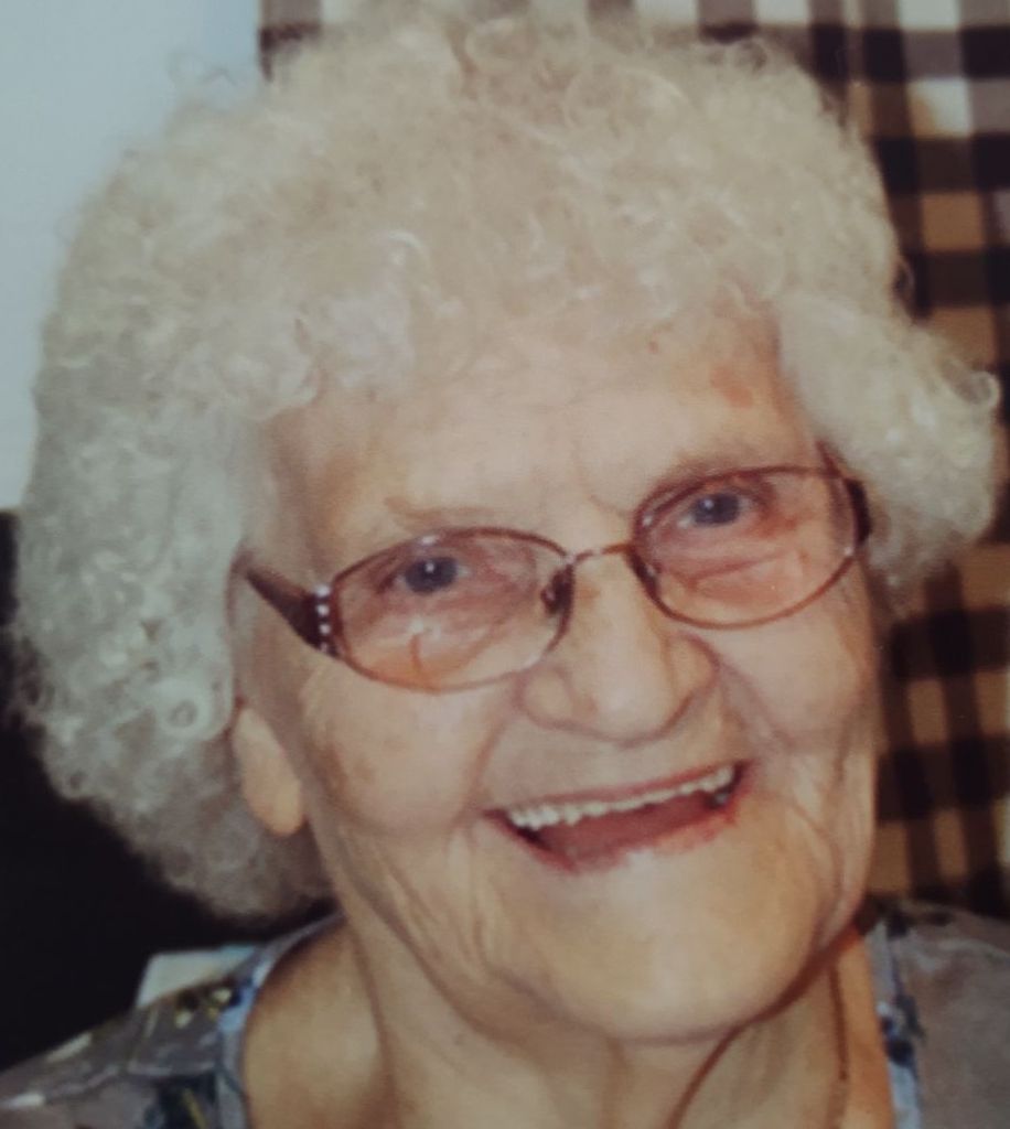Doris Reva Holt