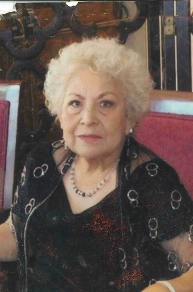 Esmeralda Reyes Profile Photo