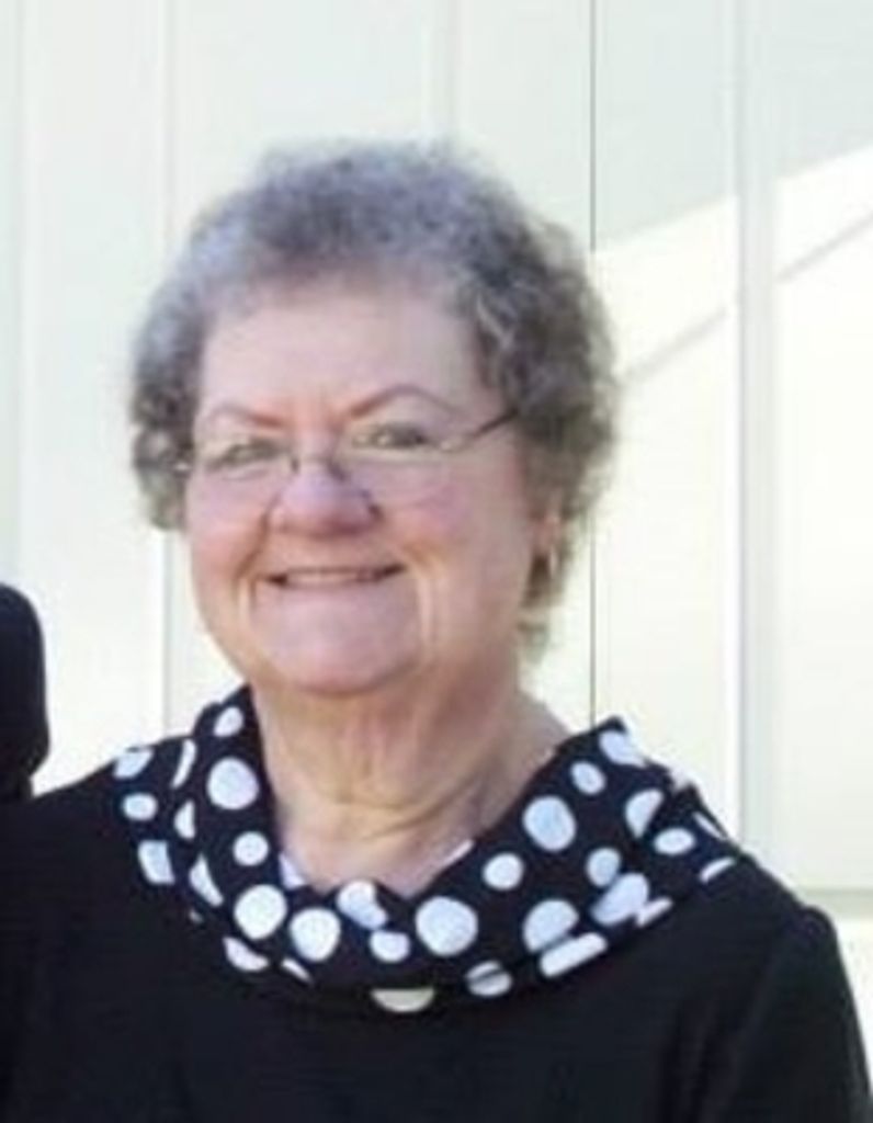 Shirley R Hicks