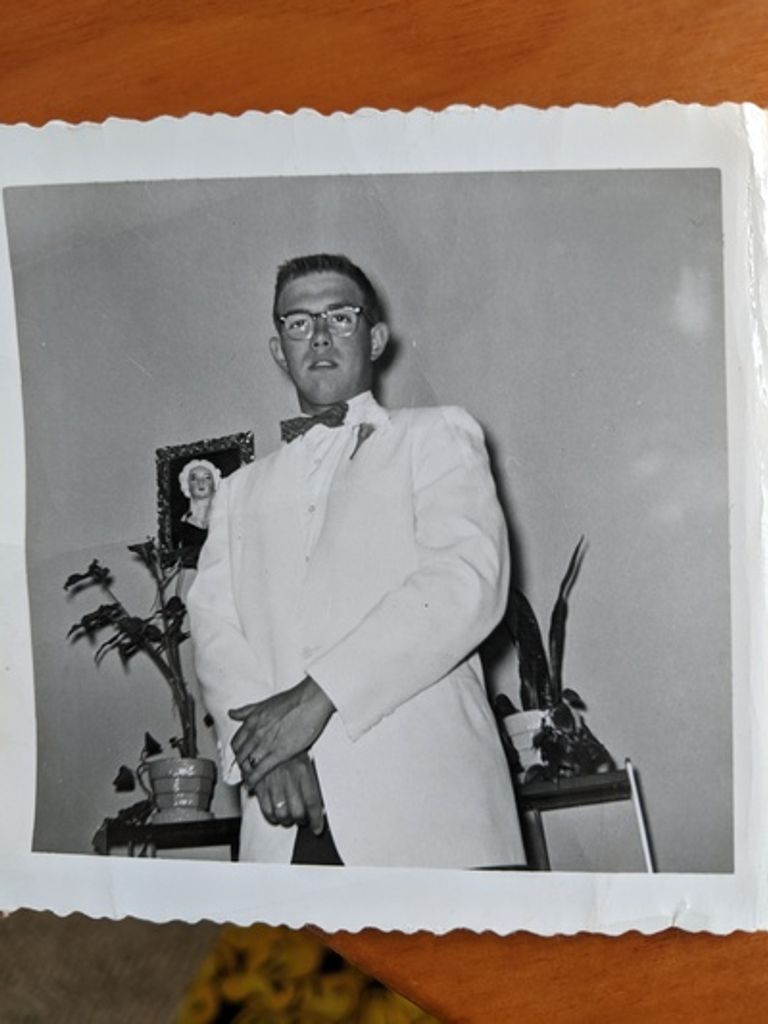 Larry Thomas Matthews