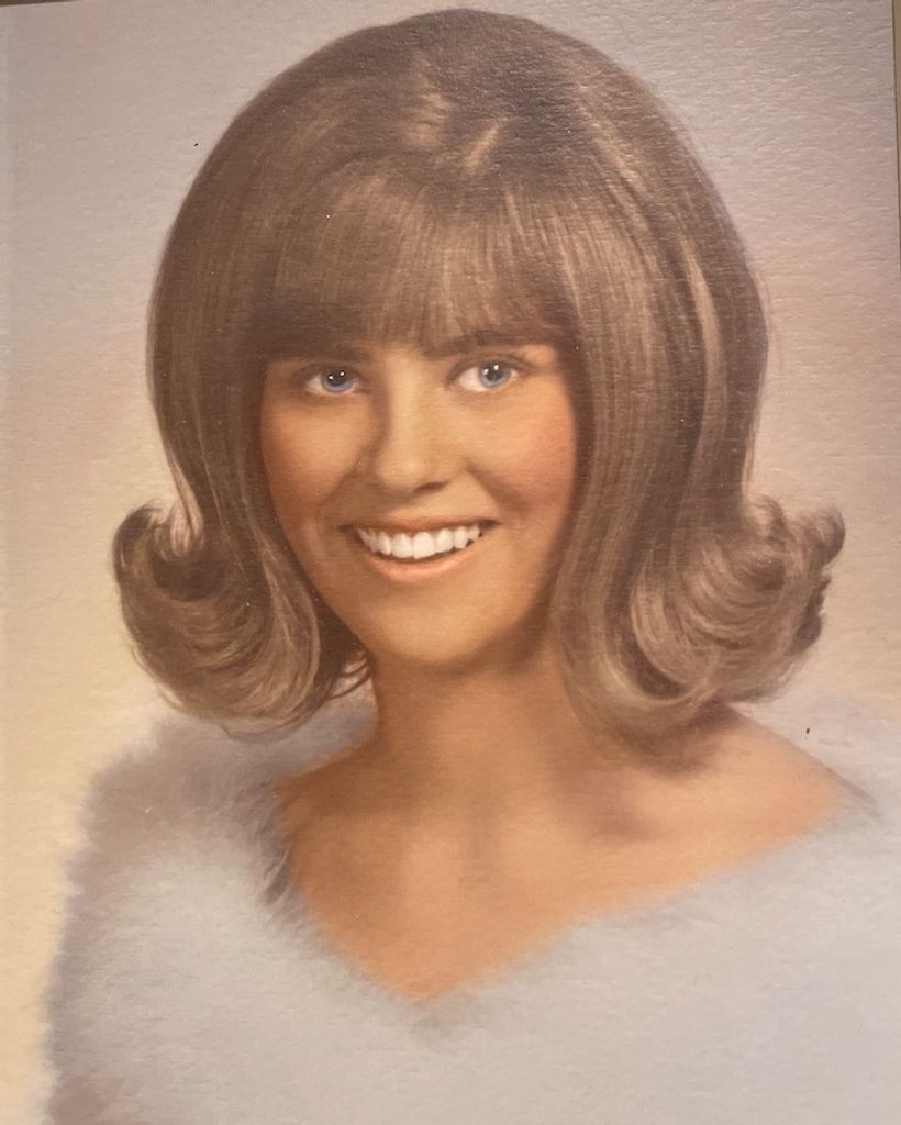 Lynna O Thompson