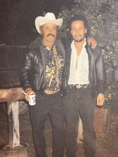 Adolfo Quintanilla photo gallery thumbnail 2 of 80