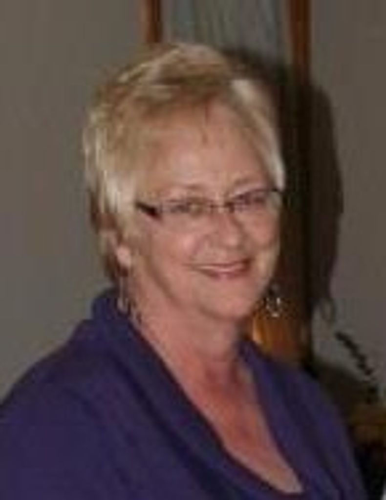 Linda Sue (Hall)  Crabbs