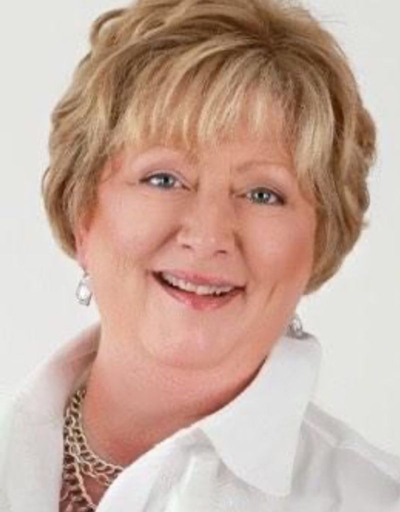 Rebecca Kaye (Beasley)  Howerton