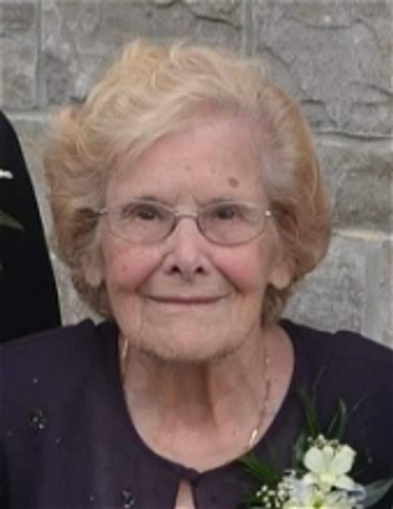 Corinne Damphousse Profile Photo