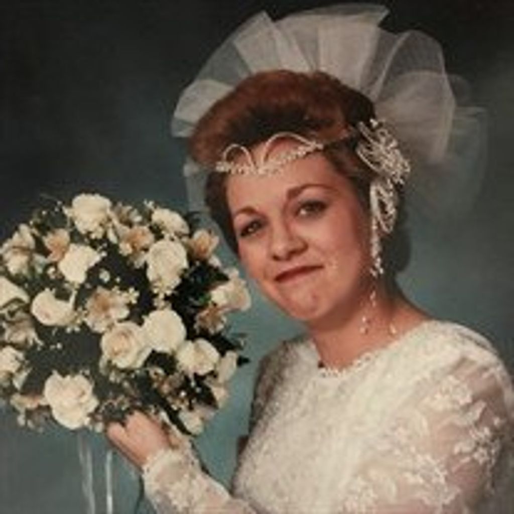 Lisa Hinton
