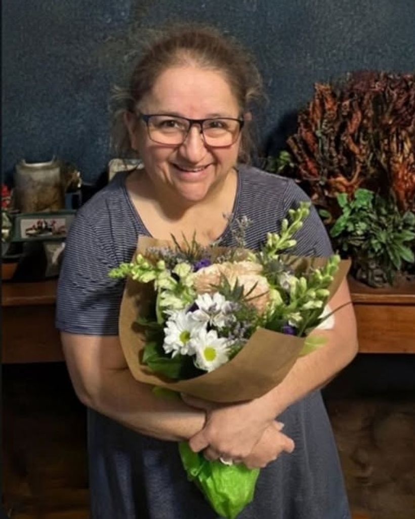 Maria Esmeralda Estrada-Loehne Profile Photo