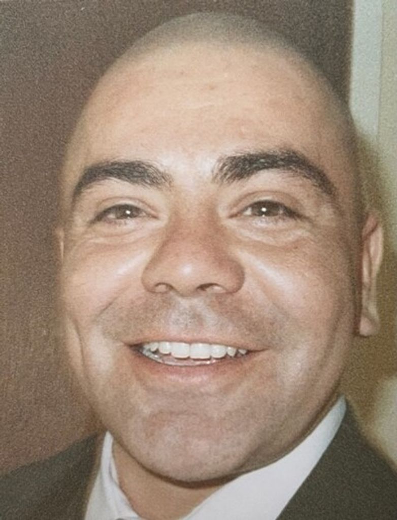 Michael David Munoz Profile Photo