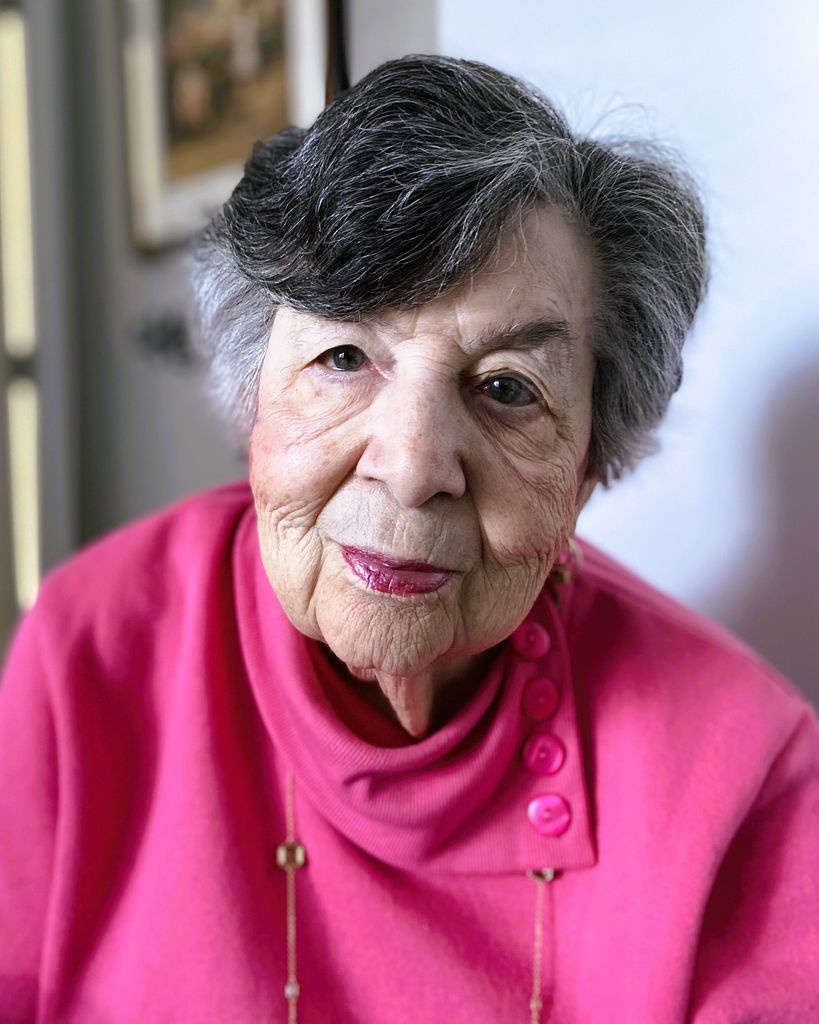 Loretta Jane Pelaia Profile Photo