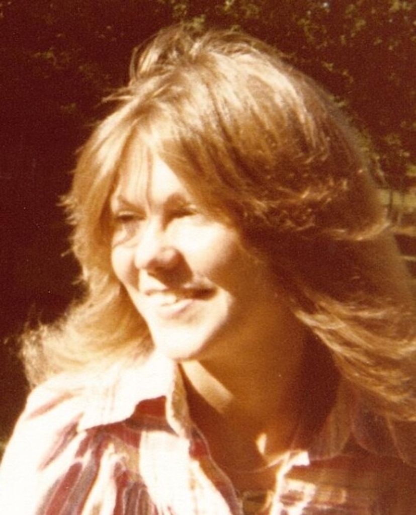 Betty Jean (Sturm)  Caponi Profile Photo