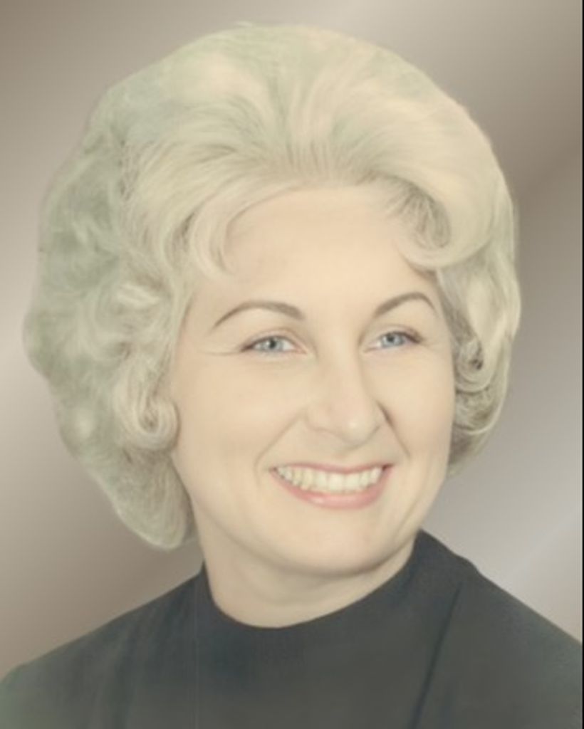 Esteva Elaine Michael Profile Photo