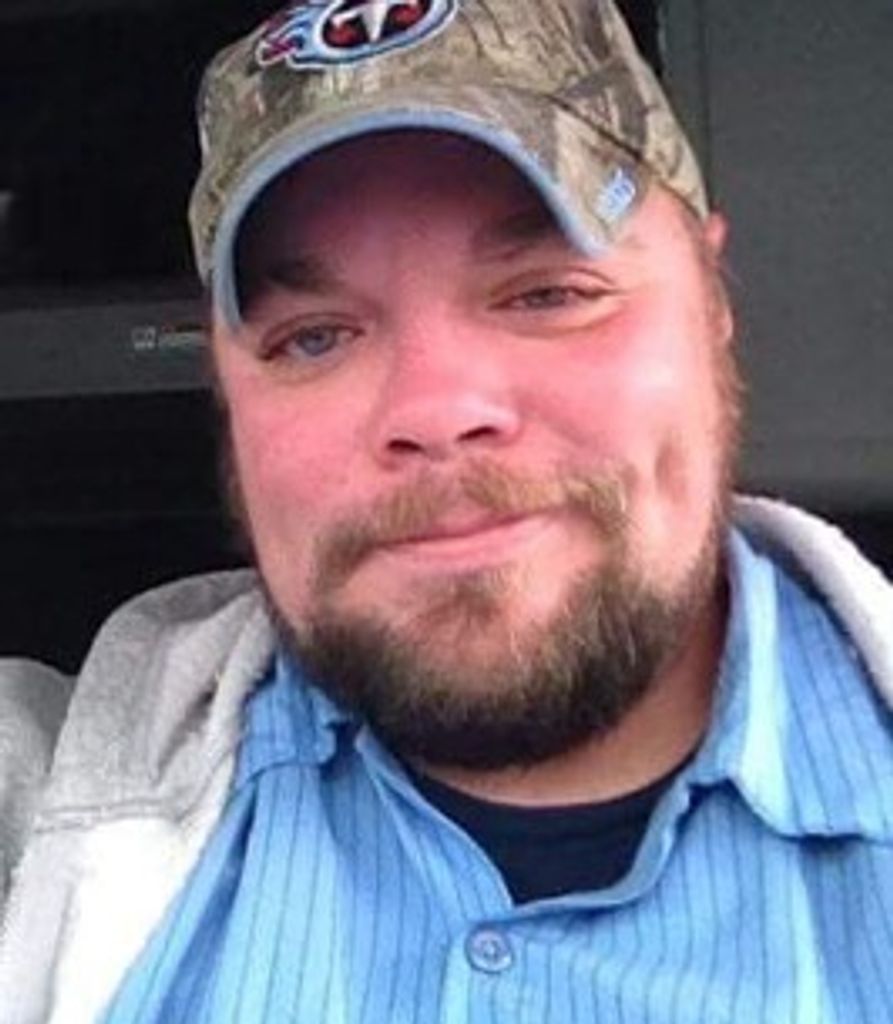 Joey Taylor Profile Photo