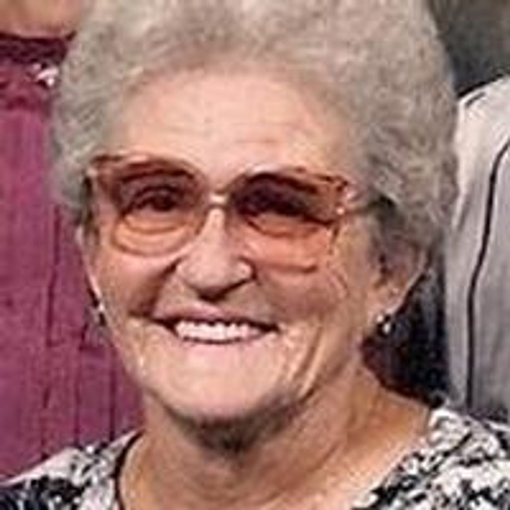 Gloria Hope Davis Lucas