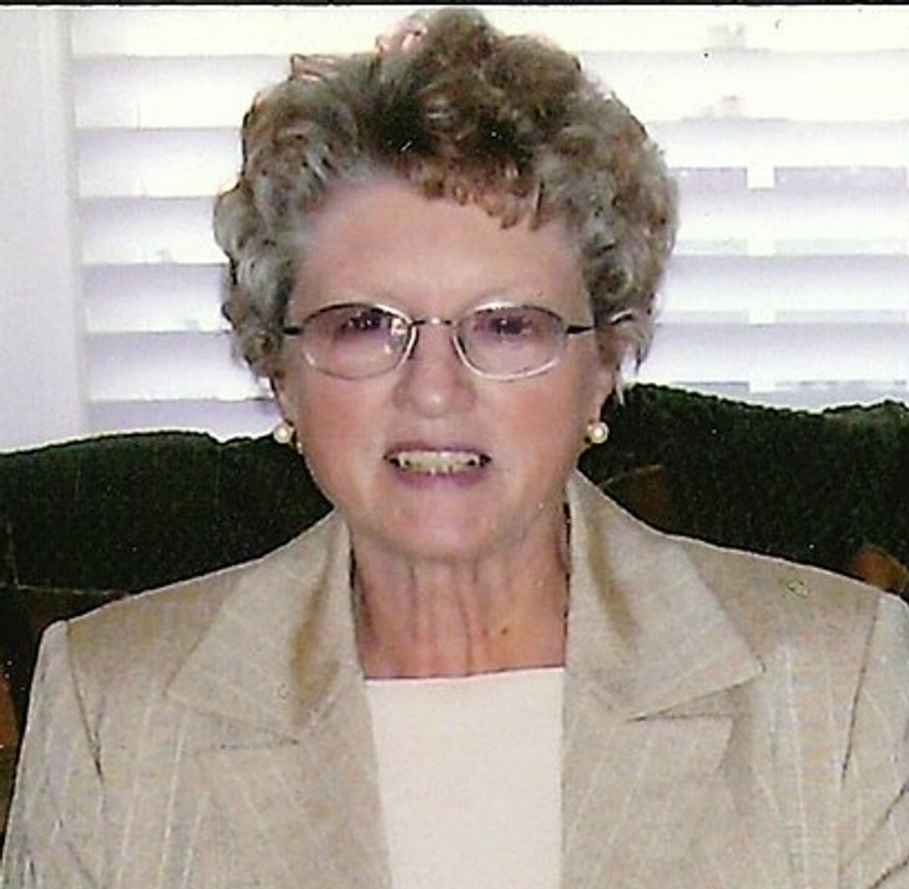 Dolores Gencsi