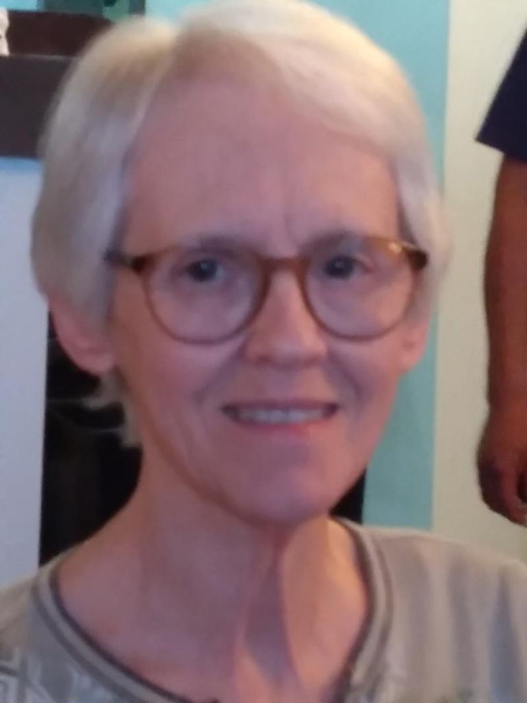 Donna Lee Hutchinson Profile Photo