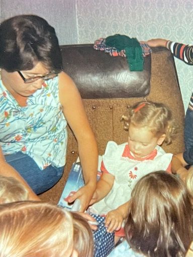 Patricia M. (Armstrong)  Fyffe photo gallery thumbnail 82 of 101