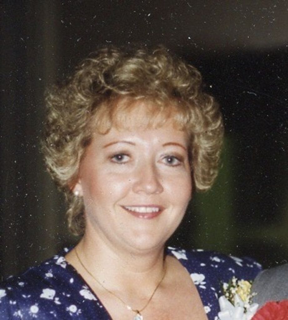 Lisa R. (Miers)  Lange