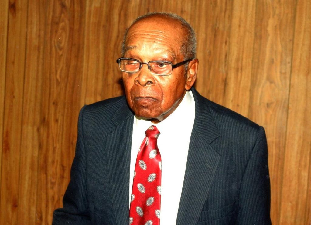 Stephen Douglas Russell Profile Photo