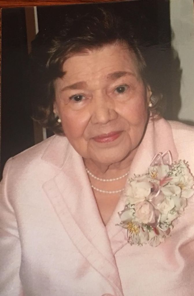 Mamie Galvan Oliveira Profile Photo