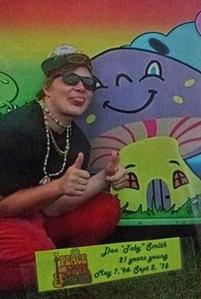 Dan(Iel) "Toby" Smith