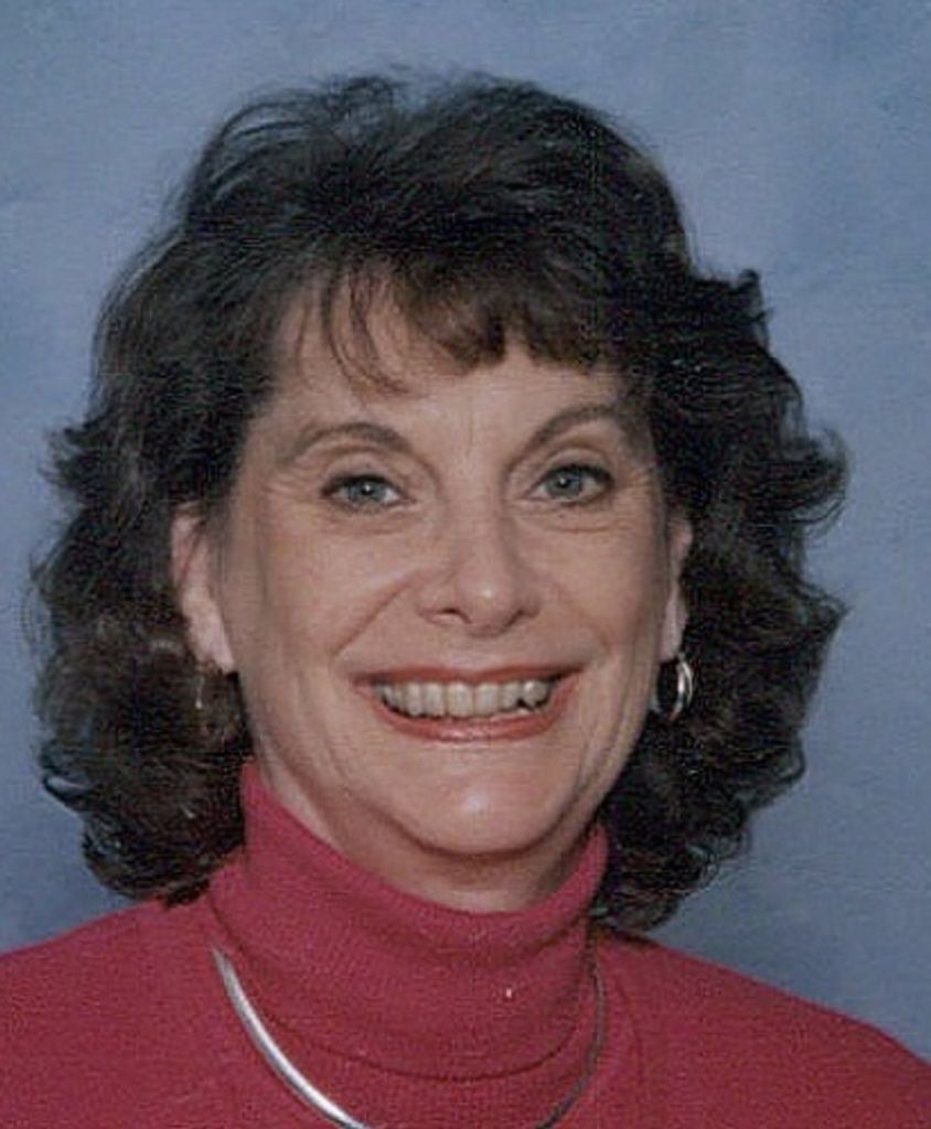 Ms. Natalie (Lee) Oliver Pippen