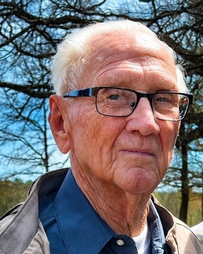 Lee Bernard Wilson Profile Photo