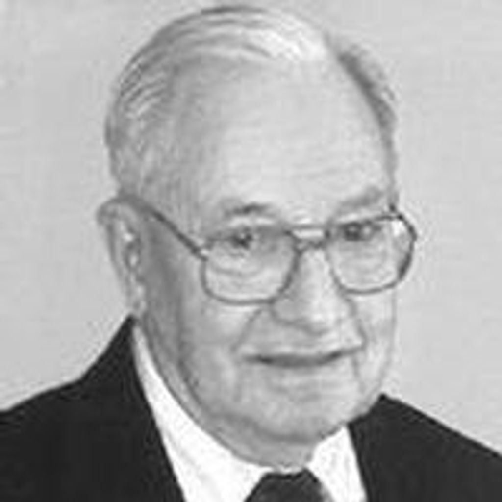 Leslie  R. Kimmich