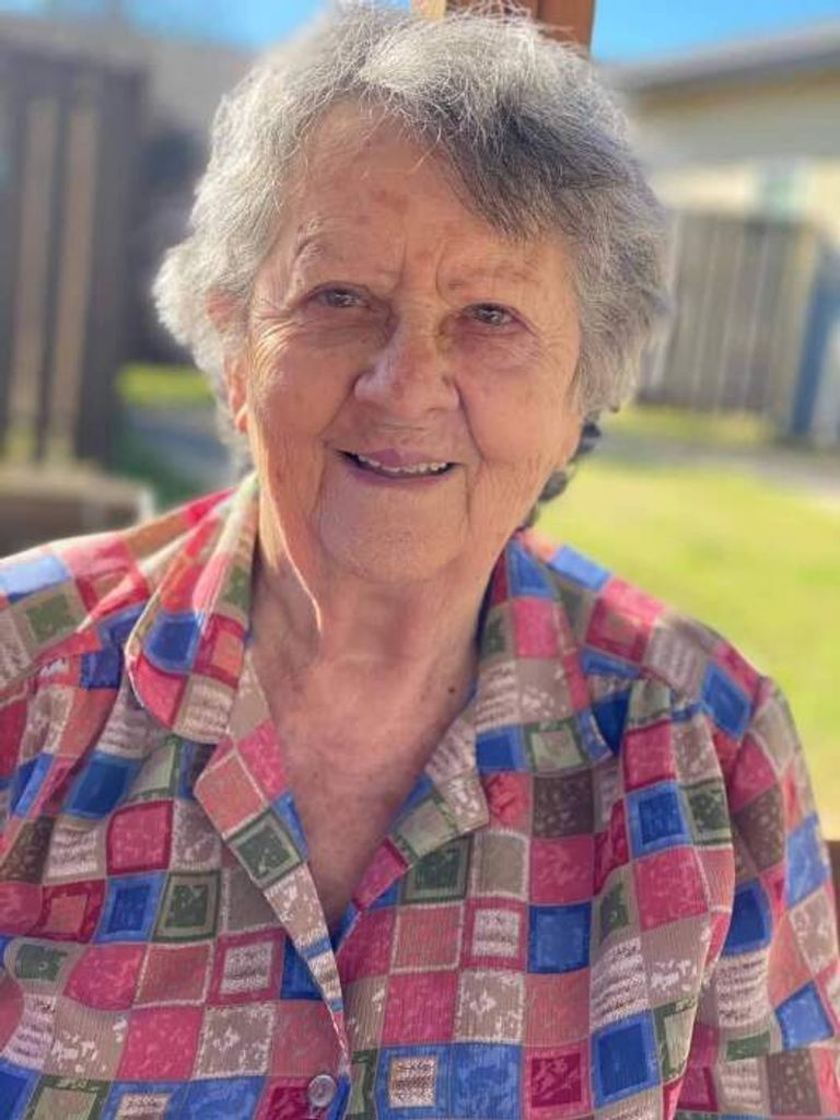 Shirley Peterson Profile Photo