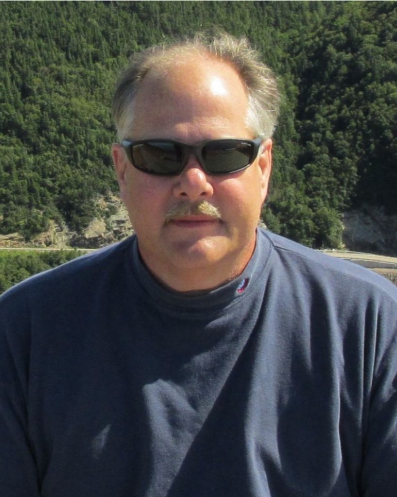 Charles "Chuck" Logan Edwards, Jr. Profile Photo