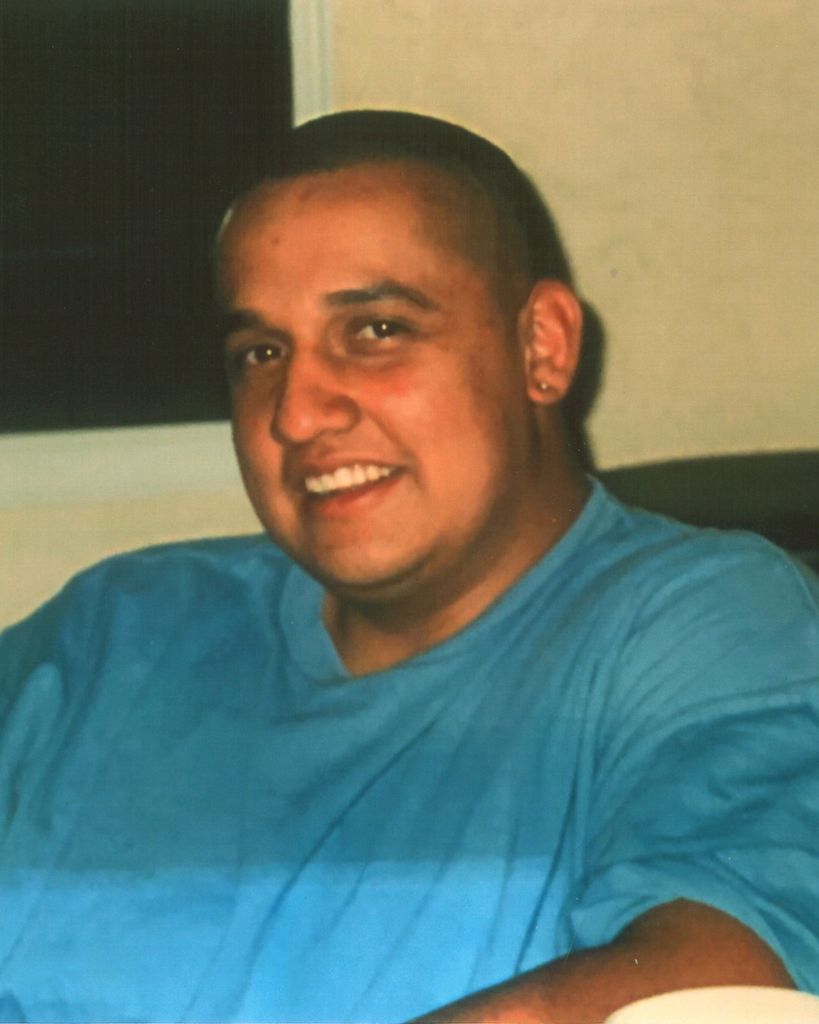 Gilbert Campas Jr. Profile Photo