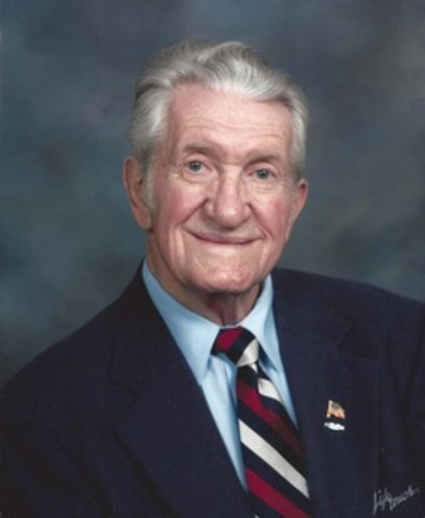 Tyler Tennelly Profile Photo
