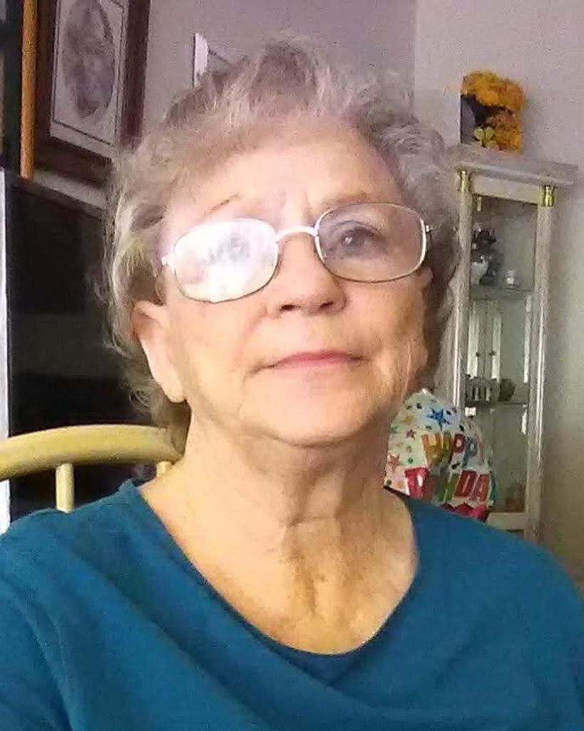 Ellen Lookhe Profile Photo