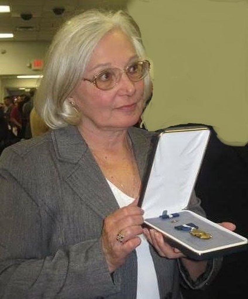 Donna Marie Ouellette Profile Photo