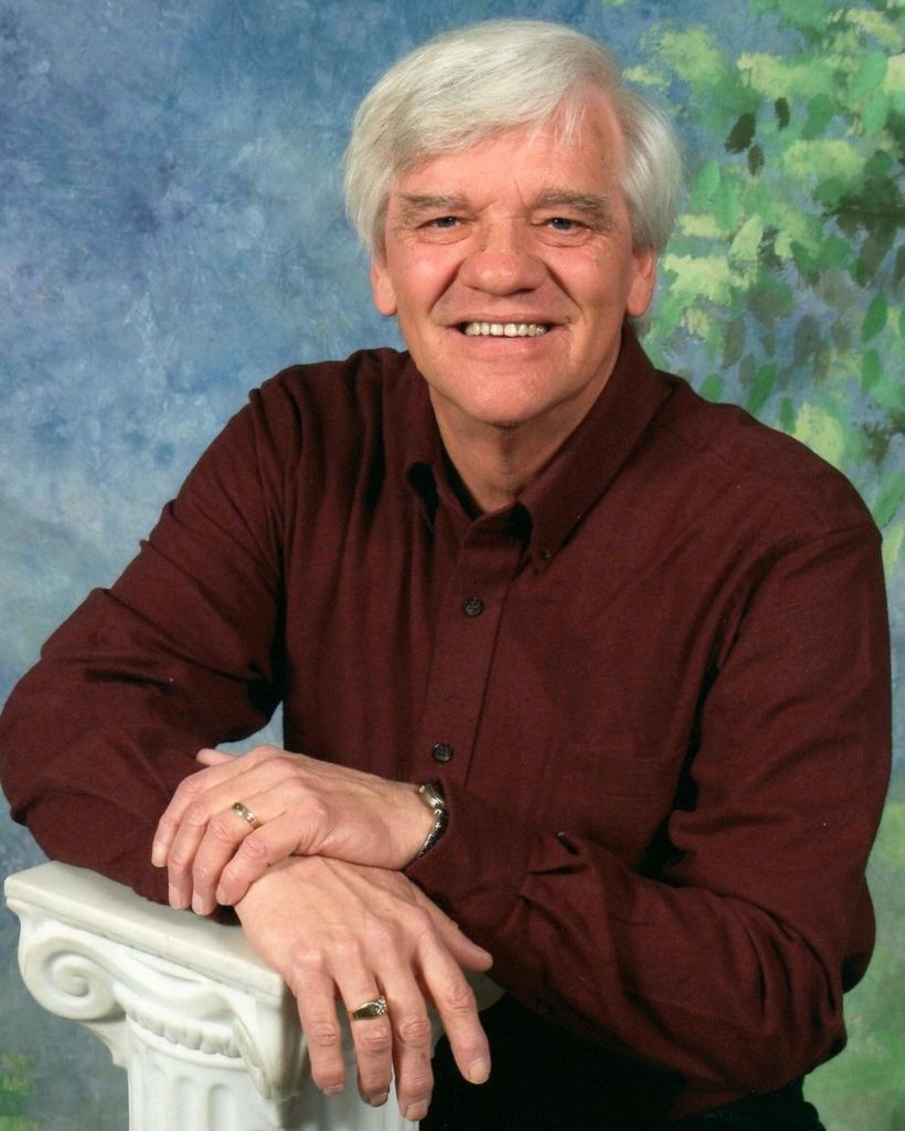 Douglas Robinson Profile Photo
