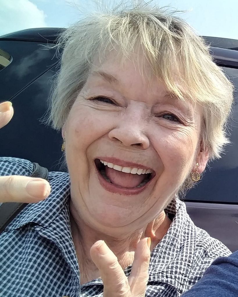 Linda Lee Fey Profile Photo