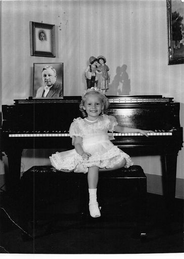 Carol Bowman photo gallery thumbnail 25 of 65