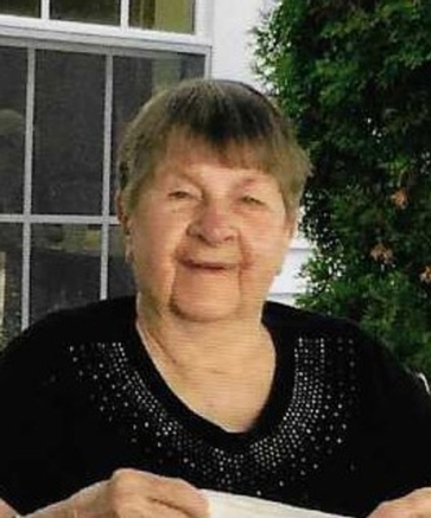 Regina Nowakowski Profile Photo